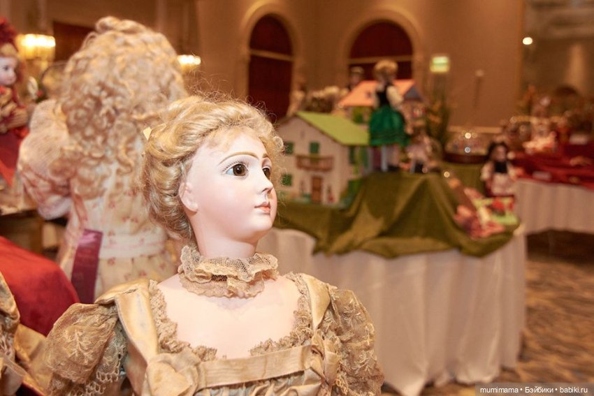 Theriault's 50th Anniversary January Marquis Auction Weekend