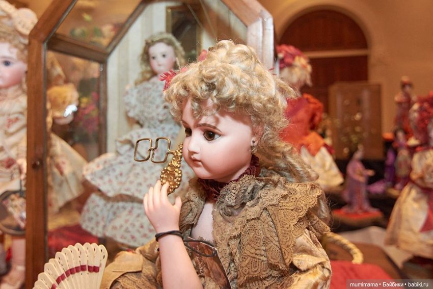 Theriault's 50th Anniversary January Marquis Auction Weekend