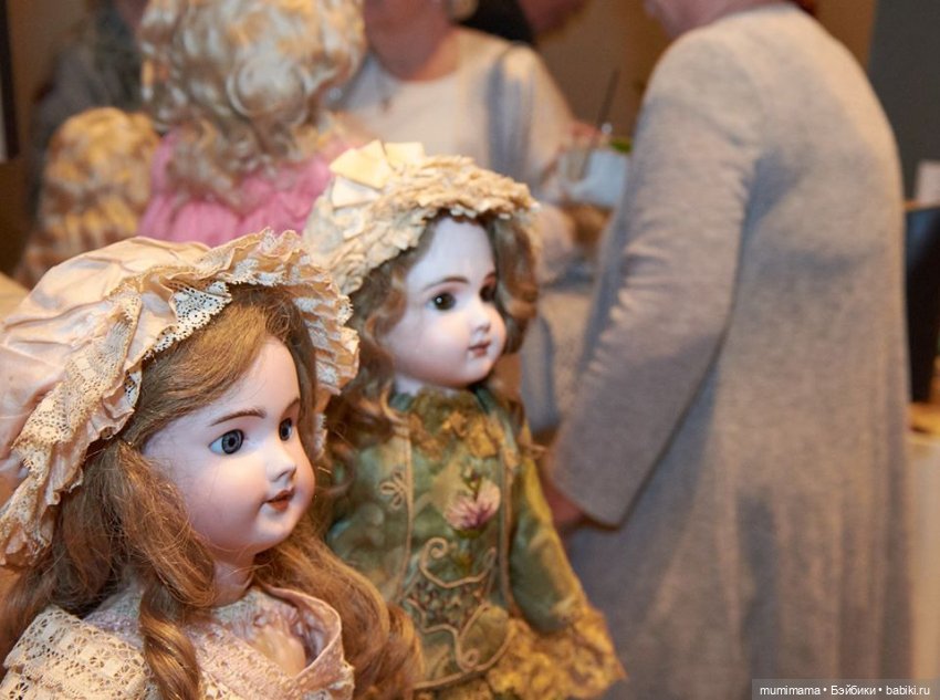 Theriault's 50th Anniversary January Marquis Auction Weekend