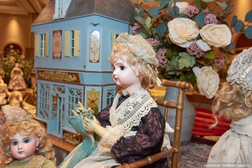 Theriault's 50th Anniversary January Marquis Auction Weekend