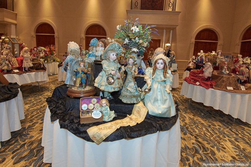 Theriault's 50th Anniversary January Marquis Auction Weekend