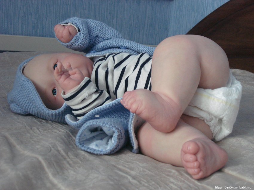 Малыш Арсений на небольшой прогулке (фото 5)