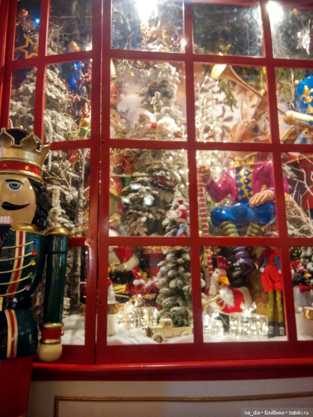 Приключения Саяры. Новый год на Красной площади