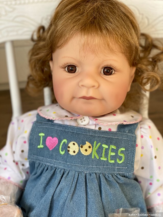 Lee Middleton “Cought in the Cookie Jar”