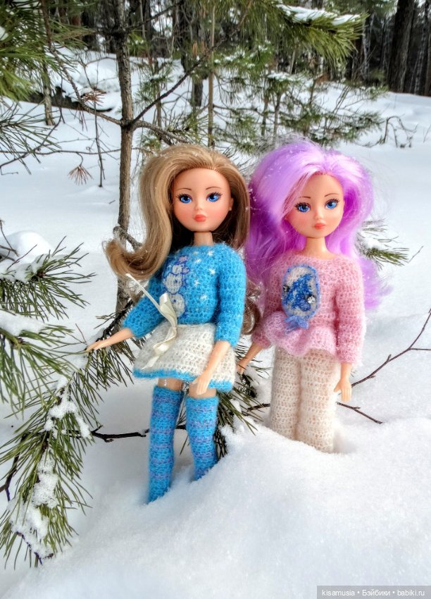 Зимняя прогулка стильных девчонок