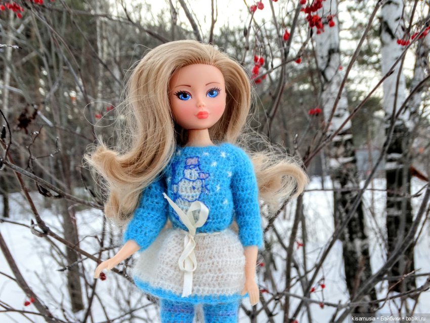 Зимняя прогулка стильных девчонок (фото 9)