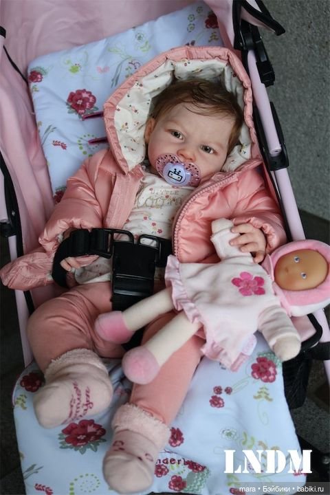 Sage скульптора Ping Lau, автор прототипа Marie Metayer