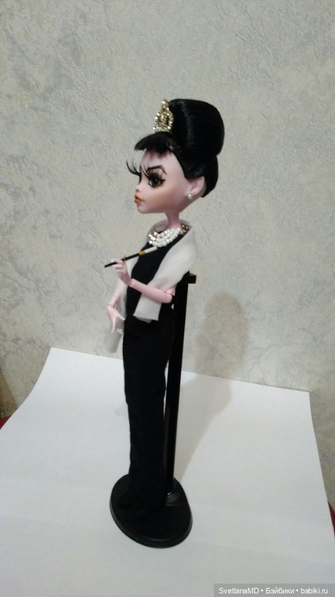 ООАК Одри Хэпберн — ООАК Monster High и Ever After High: репейнт (фото 2)