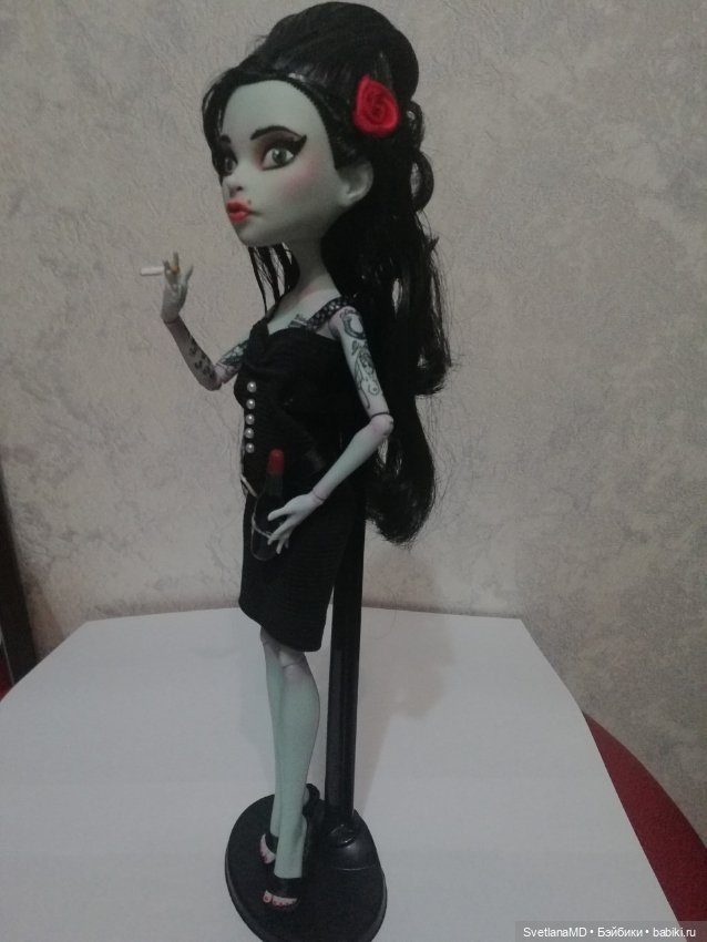 ООАК Эми Уайнхаус — ООАК Monster High и Ever After High: репейнт (фото 2)