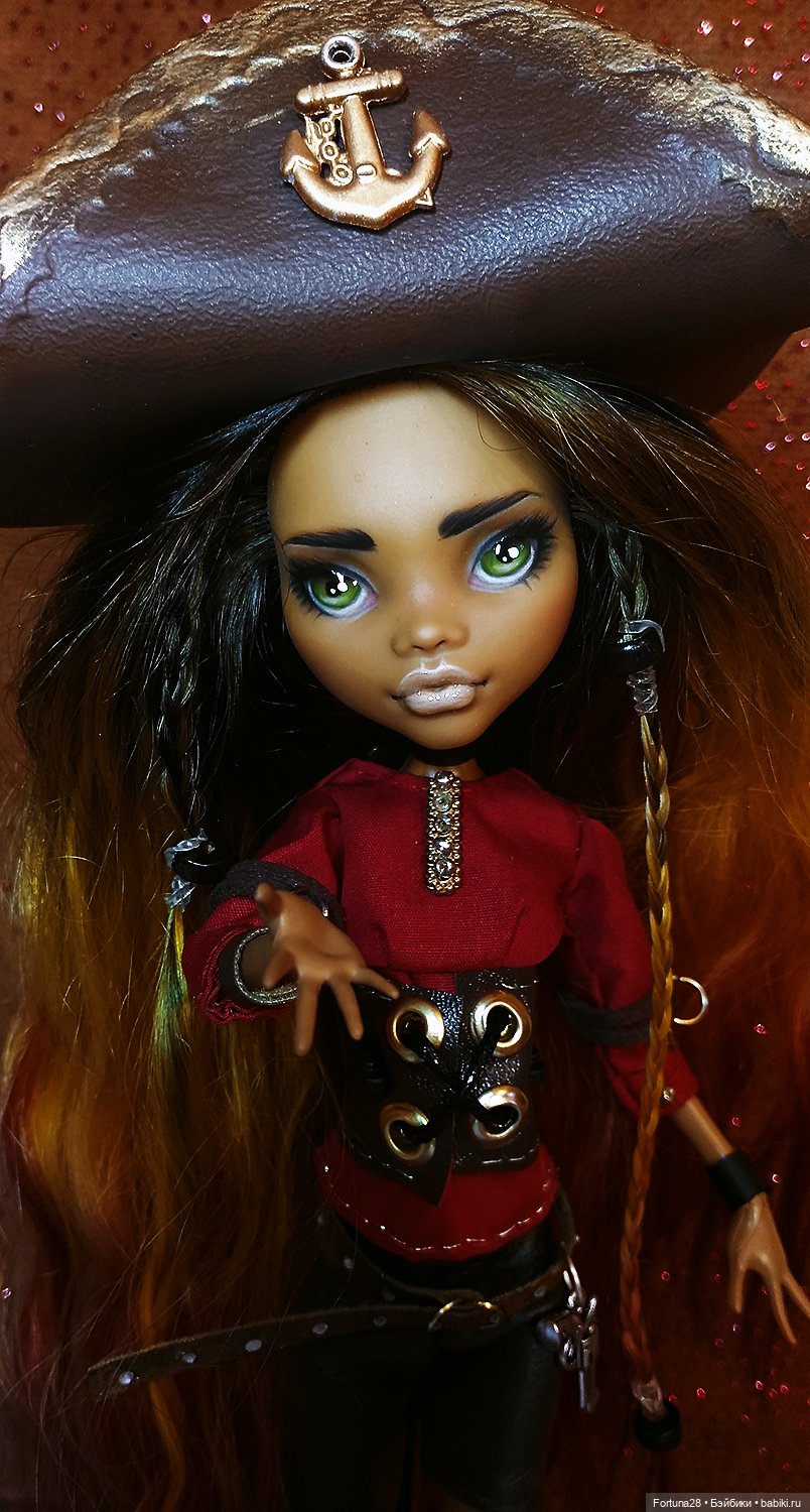 Свистать всех наверх! Кто принесет рома этой пиратке (фото 4)