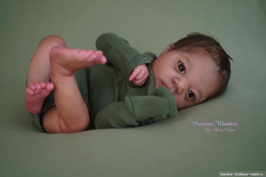 Johannah awake by Bountiful Baby, автор прототипа Alexa Calvo