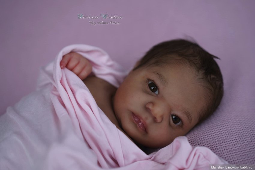 Johannah awake by Bountiful Baby, автор прототипа Alexa Calvo