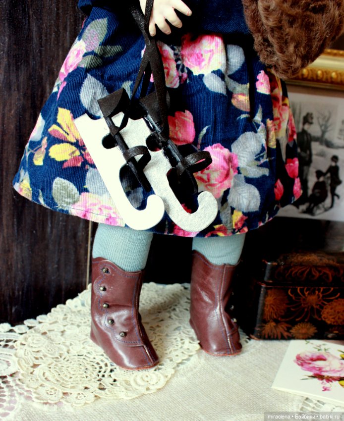 Коньки — Антикварные куклы Schoenau & Hoffmeister (Шенау): молд 1909