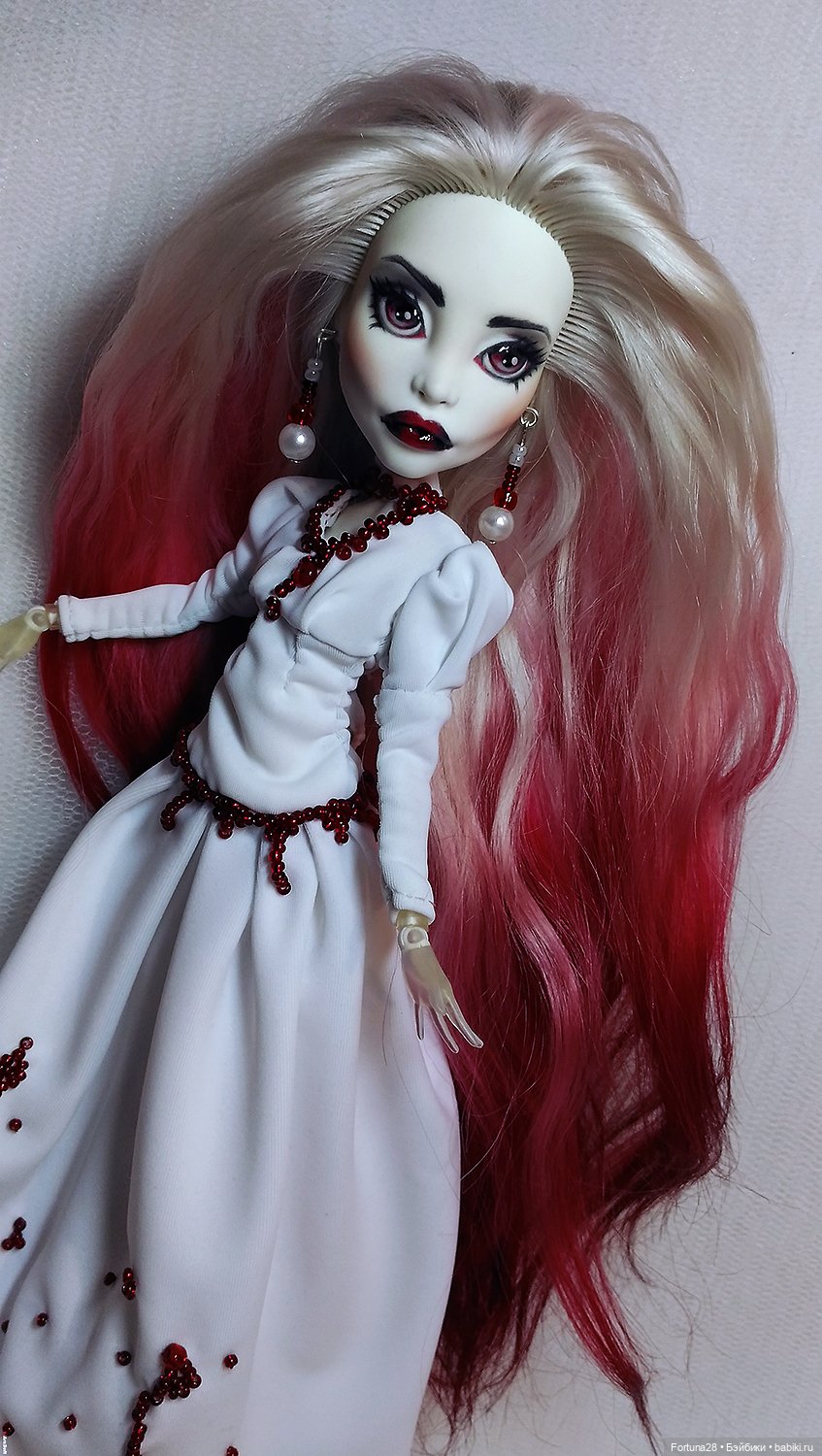 История о кровавой королеве (фото 5)