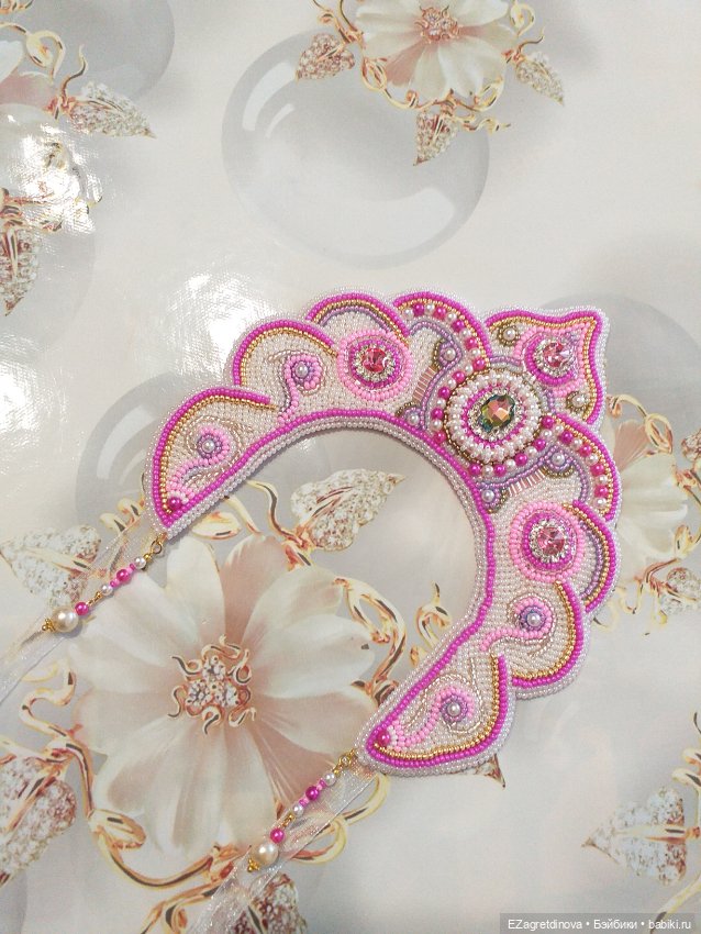 Новинки: Кокошники из бисера-2