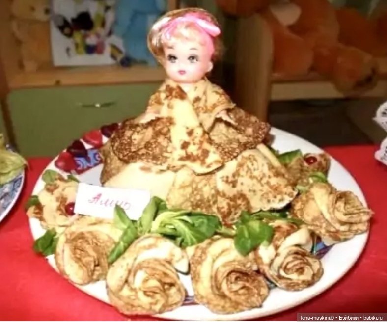 Масленица из блинов