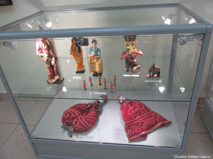 Выставка кукол "Волшебный мир образов и фантазий"