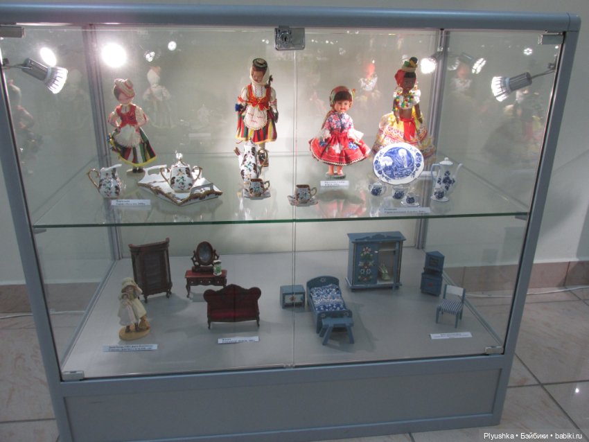 Выставка кукол "Волшебный мир образов и фантазий"