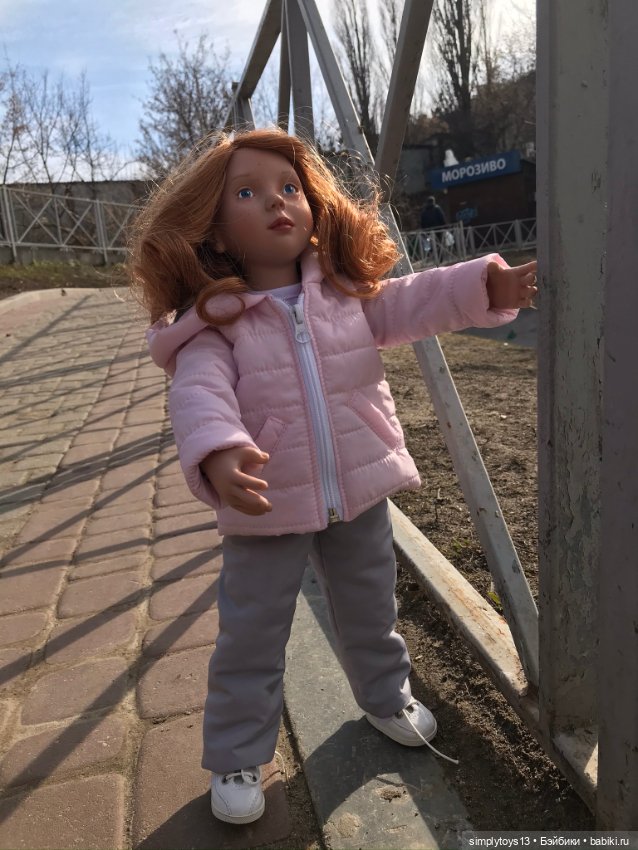 Первая прогулка Азалии — Игровые куклы Zwergnase (Цвергназе) Junior: Джуниор (фото 8)
