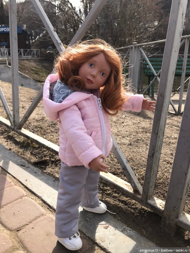 Первая прогулка Азалии — Игровые куклы Zwergnase (Цвергназе) Junior: Джуниор (фото 9)