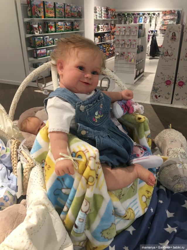 В России открылся первый магазин кукол реборн
