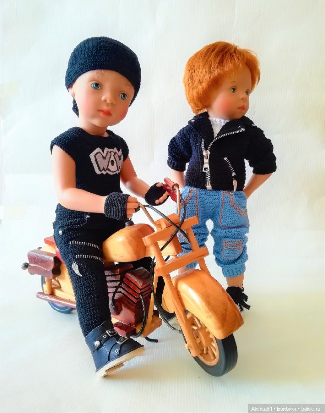 Запасайтесь болтами и гайками - едут байкеры, едут байкеры! История одного костюма (фото 9)