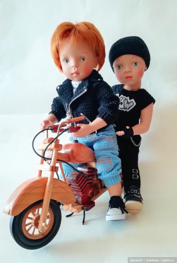 Запасайтесь болтами и гайками - едут байкеры, едут байкеры! История одного костюма