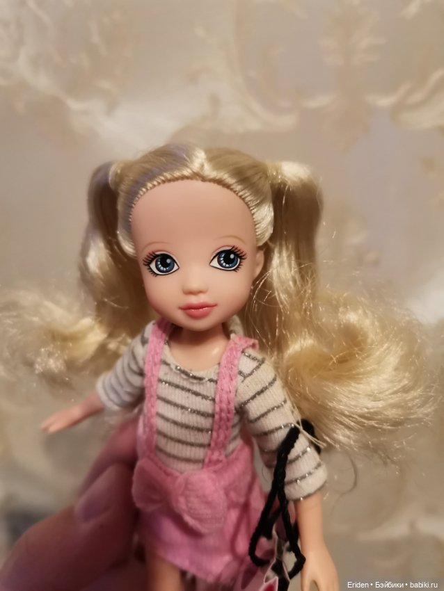 Neve, первый выпуск младшей Moxie Girls (фото 3)