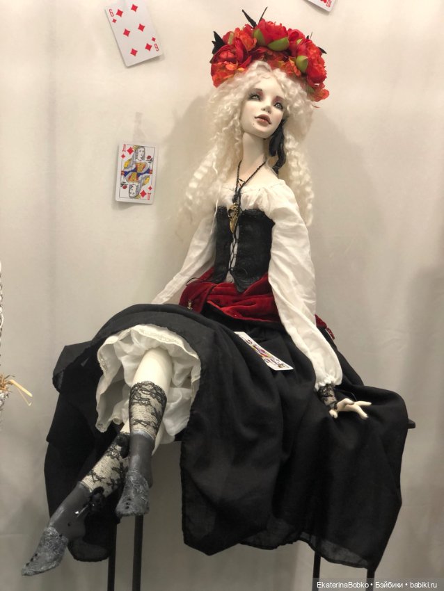 «Весенний бал кукол» на Тишинке