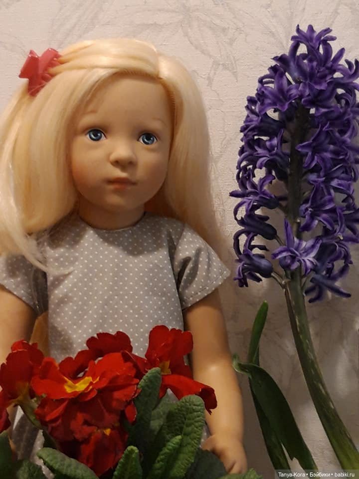 Агата поздравляет всех с 8 марта (фото 7)