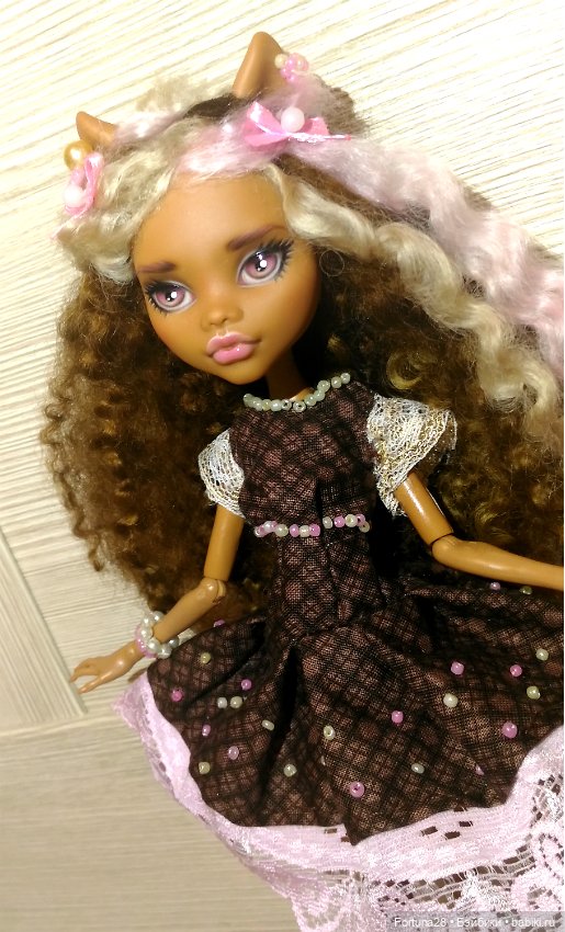 Ягодная шоколадка - много сладости в одной кукле (фото 2)