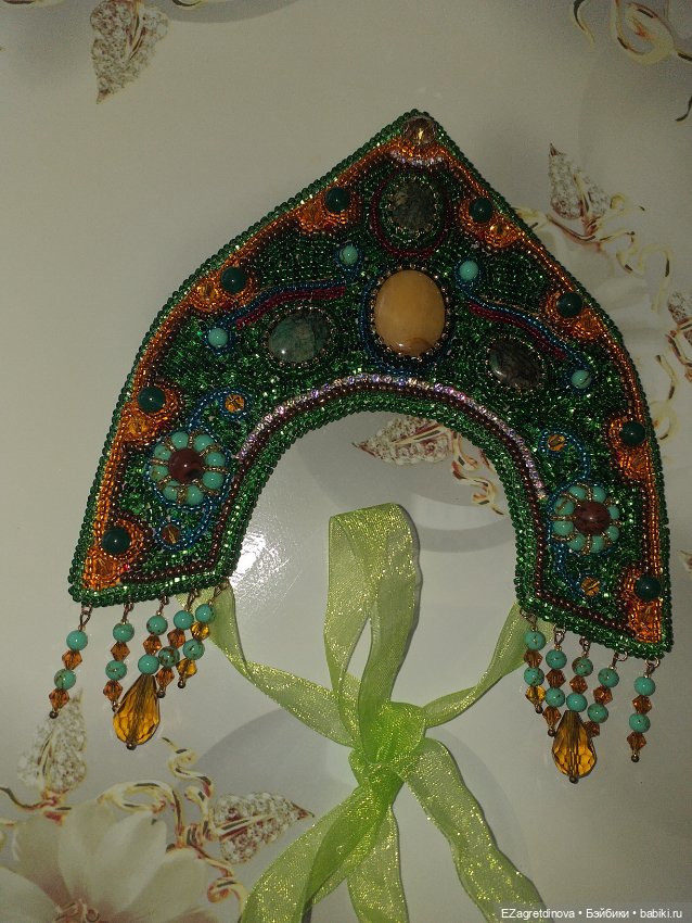 Новинки: Кокошник из бисера - Хозяйка медной горы (фото 8)