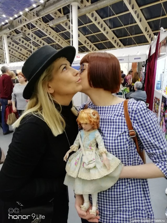 Удачно это я зашла. 8 марта на Весеннем балу кукол (фото 2)