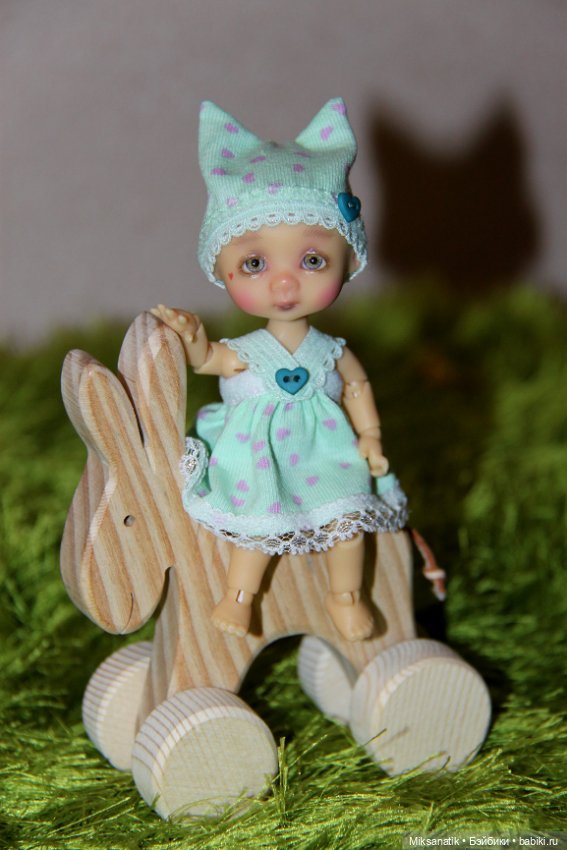 Наша София - IttyBritty от Nikki Britt