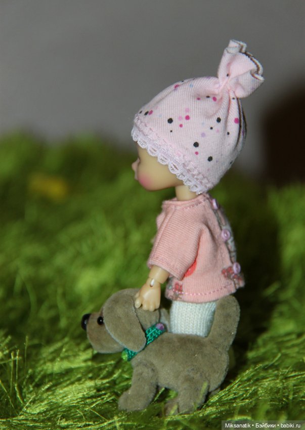 Наша София - IttyBritty от Nikki Britt