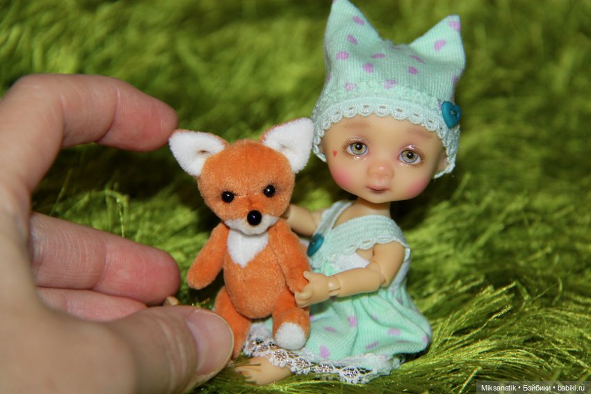 Наша София - IttyBritty от Nikki Britt