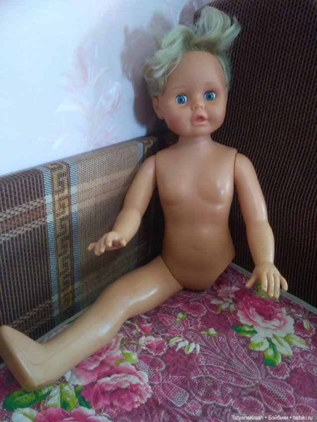 Ищу левую ножку для куклы 72 см