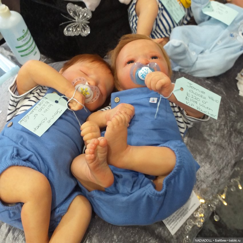 Фотки с выставки в Ноттингем 1