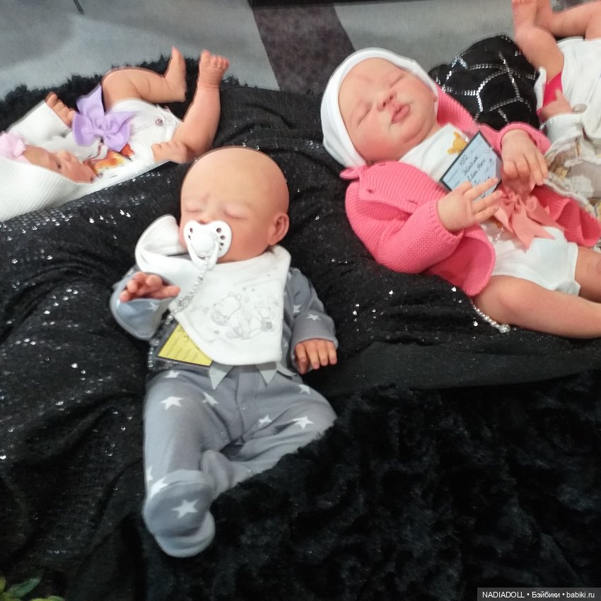 Фотки с выставки в Ноттингем 1