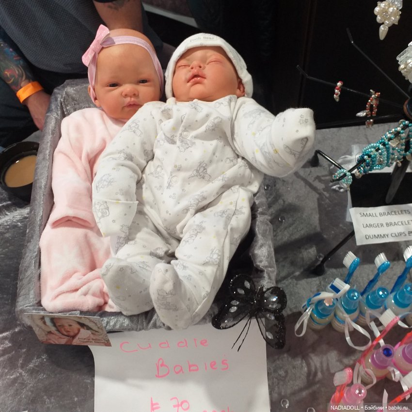 Фотки с выставки в Ноттингем 1