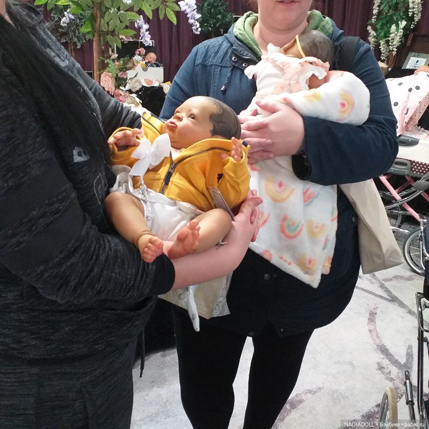 Фотки с выставки в Ноттингем 2