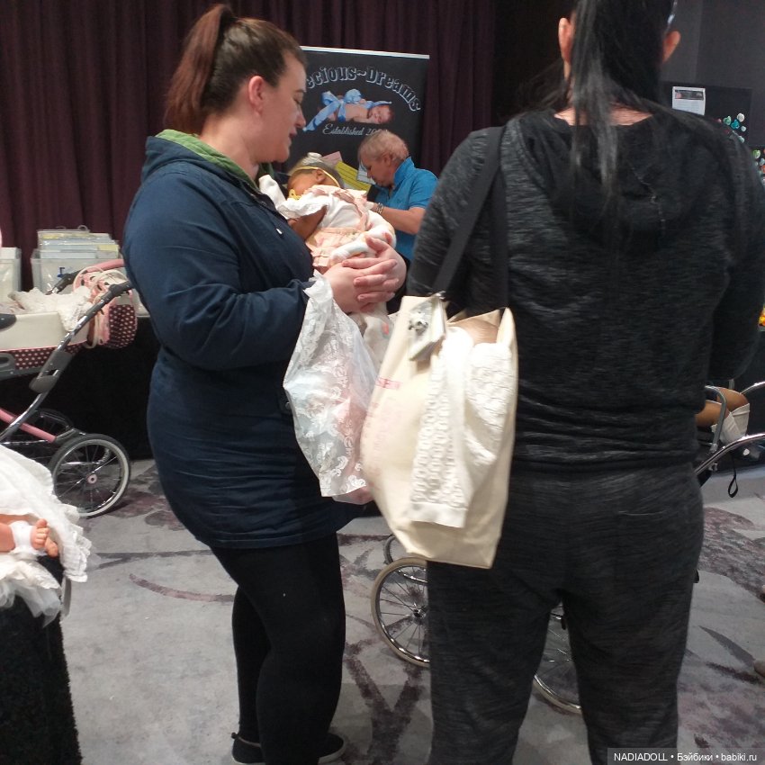 Фотки с выставки в Ноттингем 3