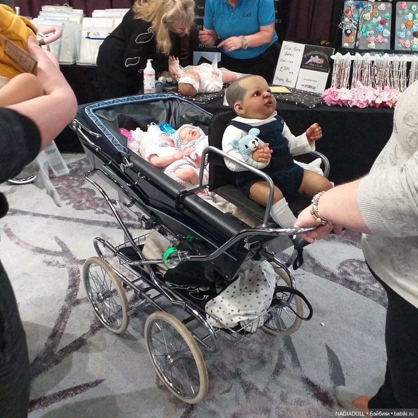 Фотки с выставки в Ноттингем 2