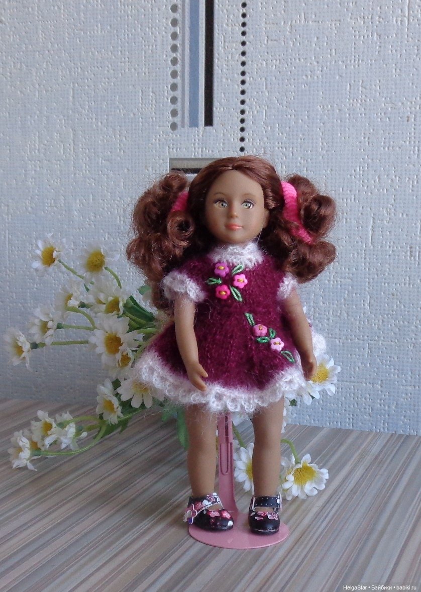 Американские девочки и Лори 6 дюйм: большая любовь к маленьким куклам