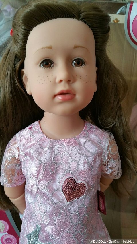 Открываю посылочку с Gotz Doll Beautiful Laura 2018 До чего-же прекрасное создание (фото 9)