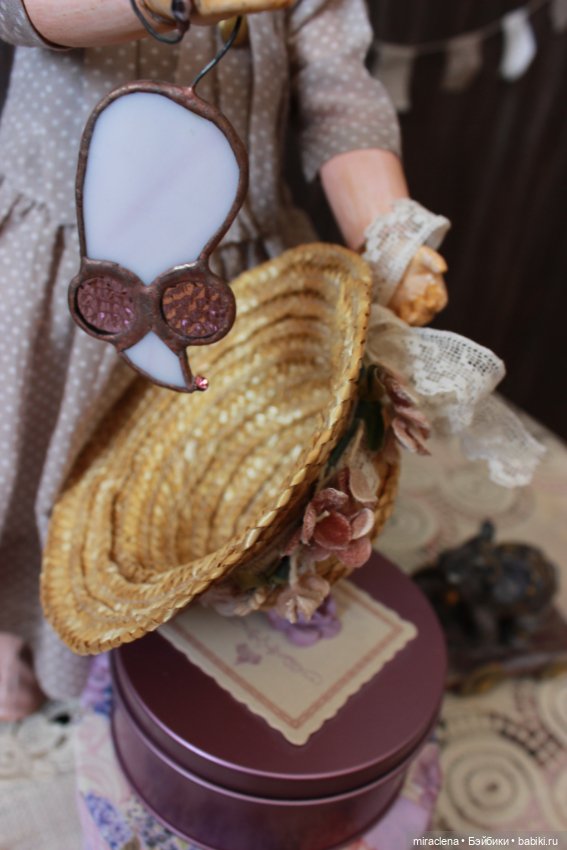 Девочка и слон — Антикварные куклы Heinrich Handwerck (Хандверк): молды 109