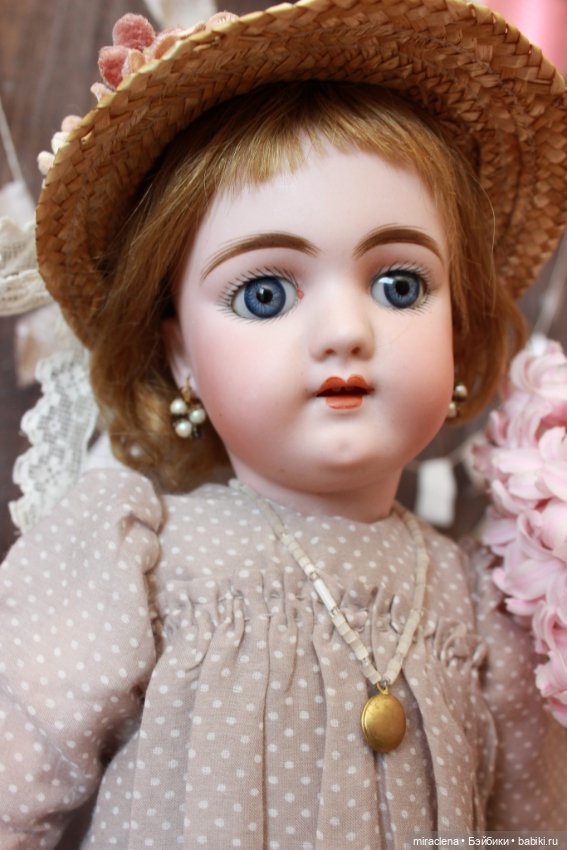 Девочка и слон — Антикварные куклы Heinrich Handwerck (Хандверк): молды 109