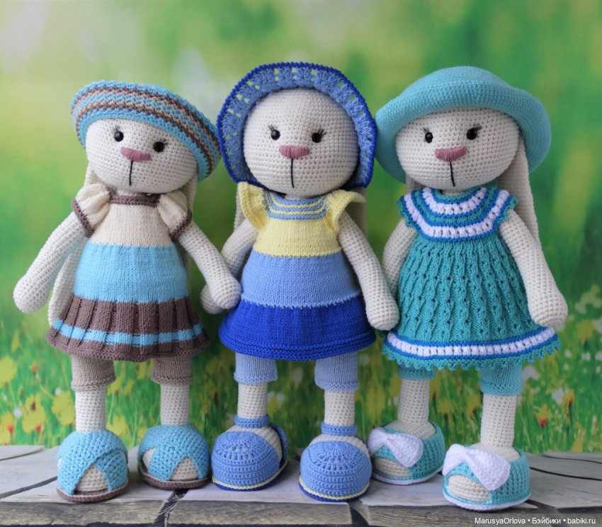 Тройняшки переоделись, ждем лета