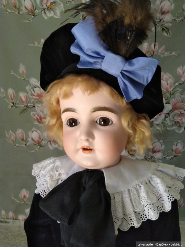 Костюм для антикварного мальчика, в деталях