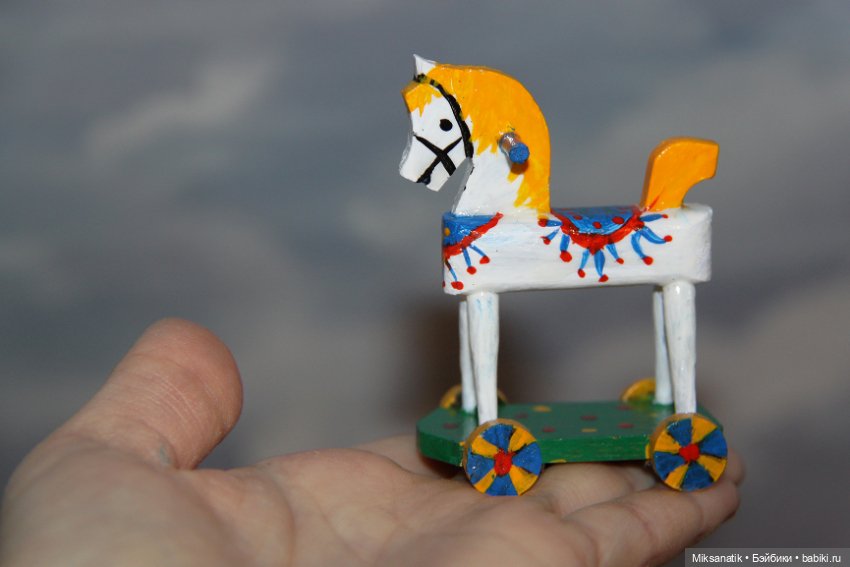 Куклята, зверята и их лошадки (фото 7)